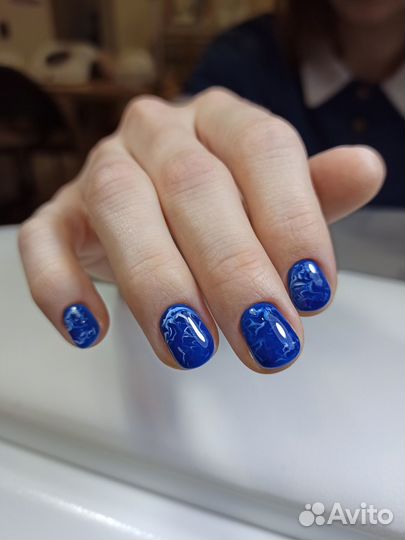 Маникюр и педикюр