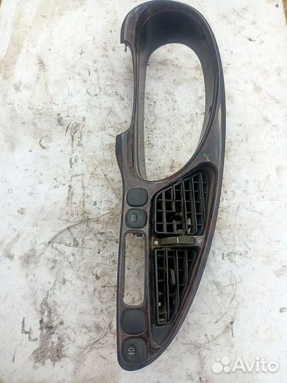 Центральная консоль Ford Fiesta 4 хэтчбек 1998