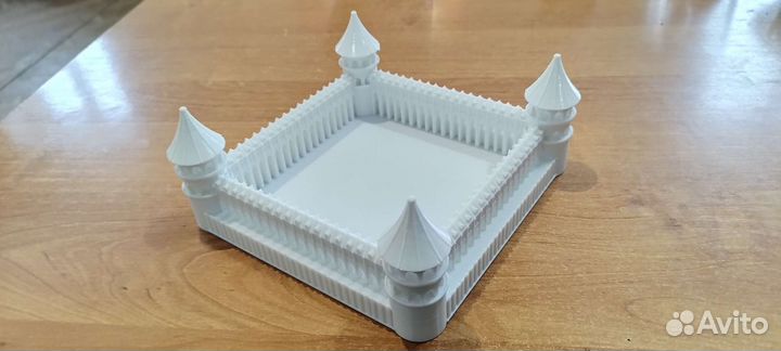 Кормушка для птиц