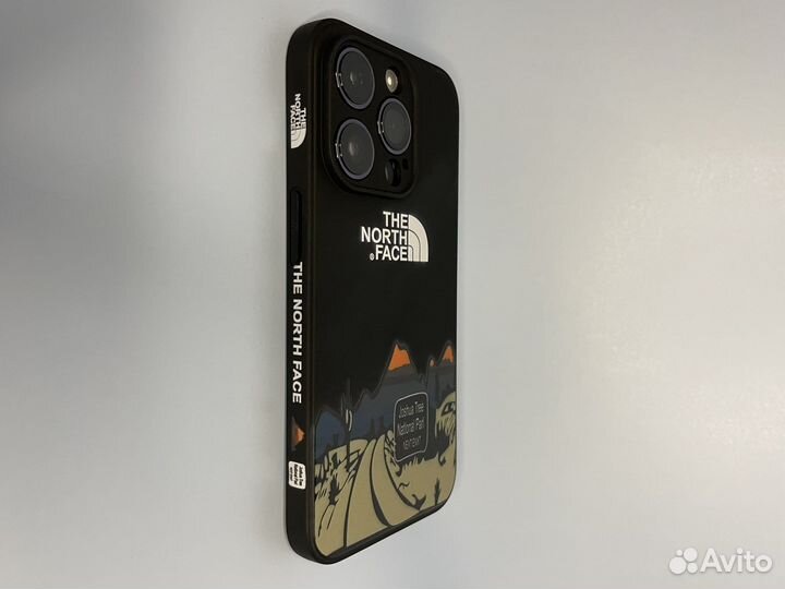 Чехол на айфон the north face