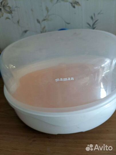 Стерилизатор для бутылочек и детская одежда