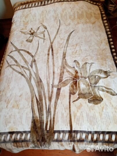 Покрывало, плед