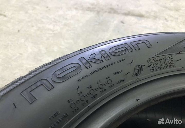Nokian Tyres Hakkapeliitta R2 225/50 R17 98R