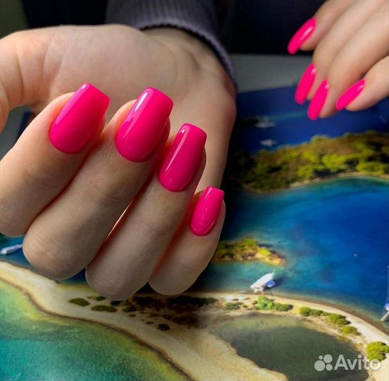 Маникюр, педикюр, наращивание ногтей