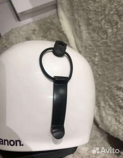 Горнолыжный шлем с очками женский