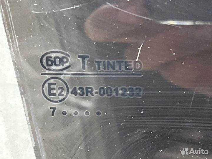 Стекло двери заднее правое Kia Spectra SD S6D 2007