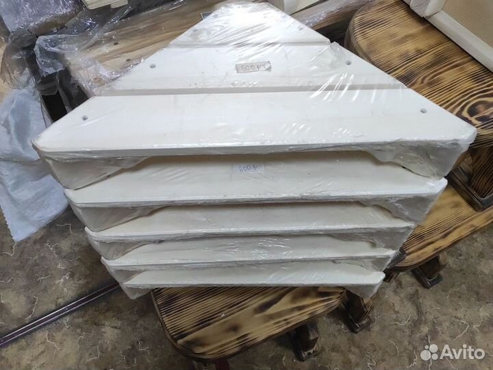 Лавки, вешалки для бани