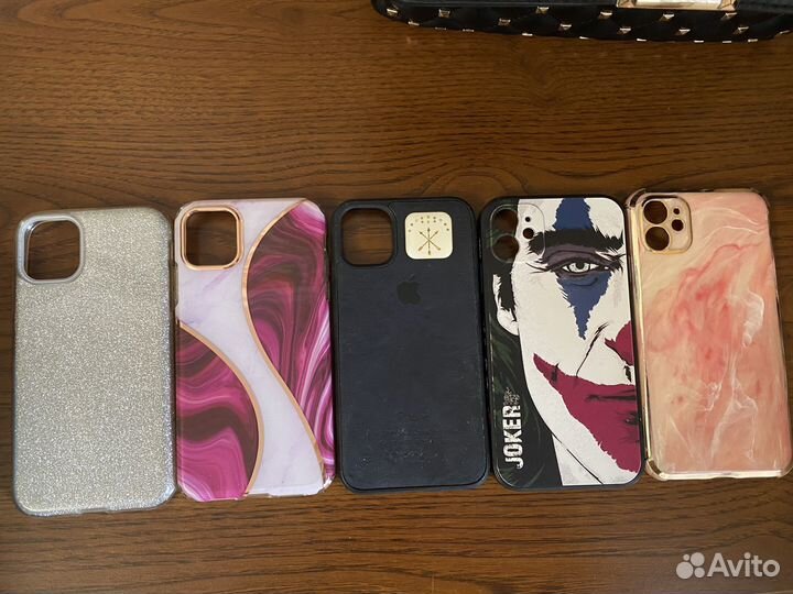 Чехлы на телефон iPhone 11