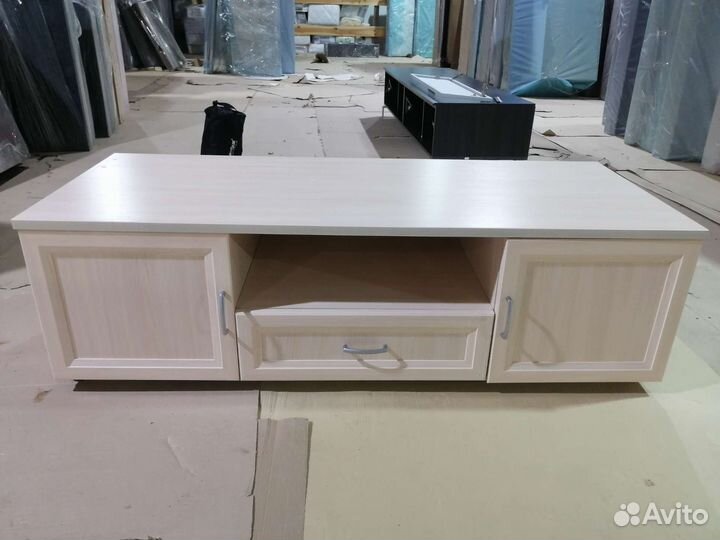 Тумба под тв