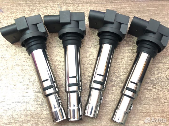 Катушка зажигания VW Polo VAG 036905715G