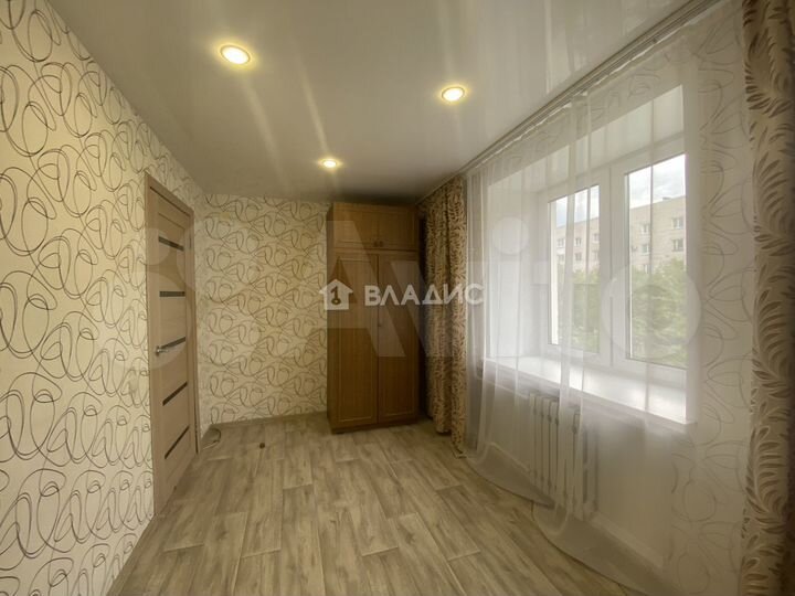 3-к. квартира, 50 м², 2/5 эт.