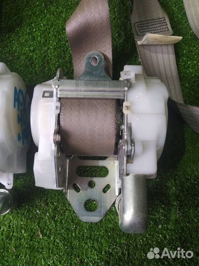 Ремни безопасности передние Toyota Camry