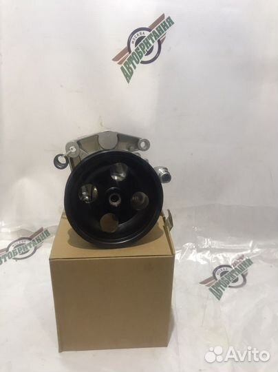 Насос Гур Mercedes ML w164 GL x164 R w251