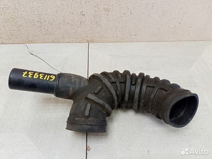 Патрубок воздушный