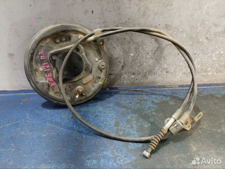 Механизм ручника задний правый Toyota Corolla E120