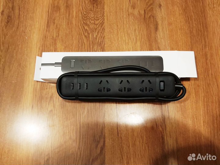 Удлинитель Xiaomi на 3 роз. и 3 USB зарядки. Новый