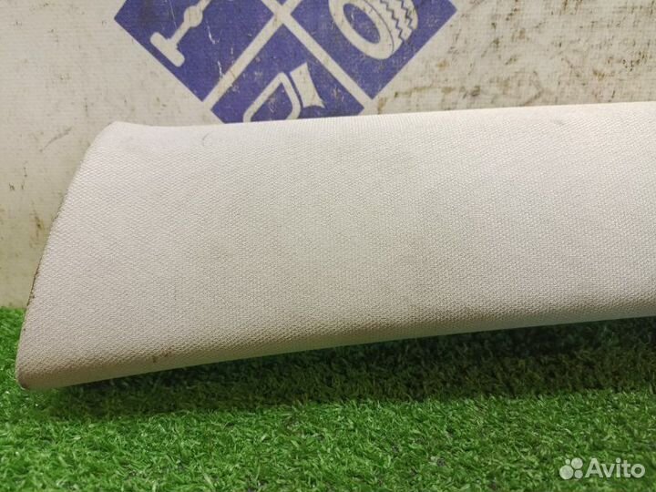 Обшивка стойки передняя левая Volkswagen Jetta