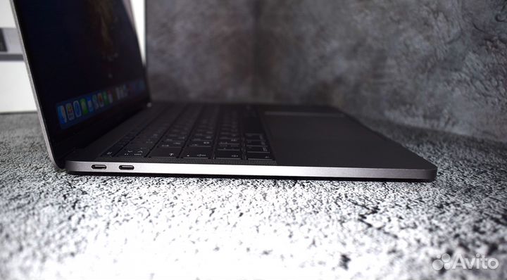 Macbook pro 13 2017 256gb