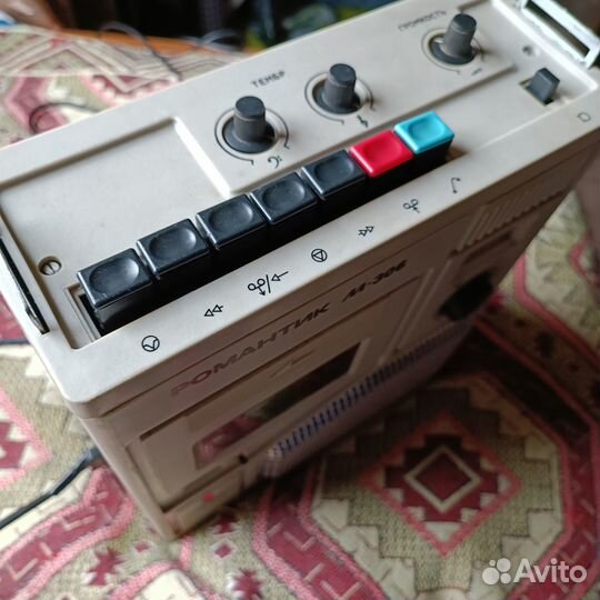 Кассетный магнитофон Романтик 306- 1989г