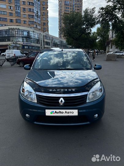 Renault Sandero 1.6 AT, 2011, 147 000 км