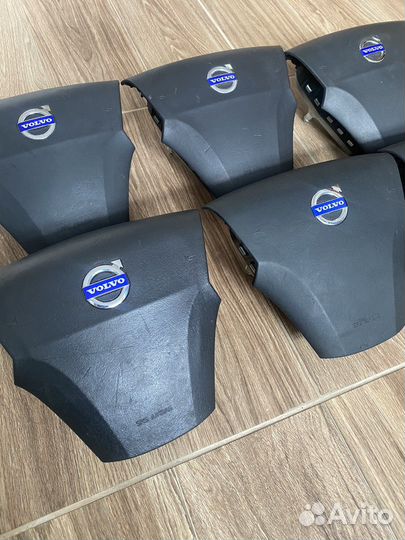 Подушка безопасности в руль Volvo C30, S40,V50