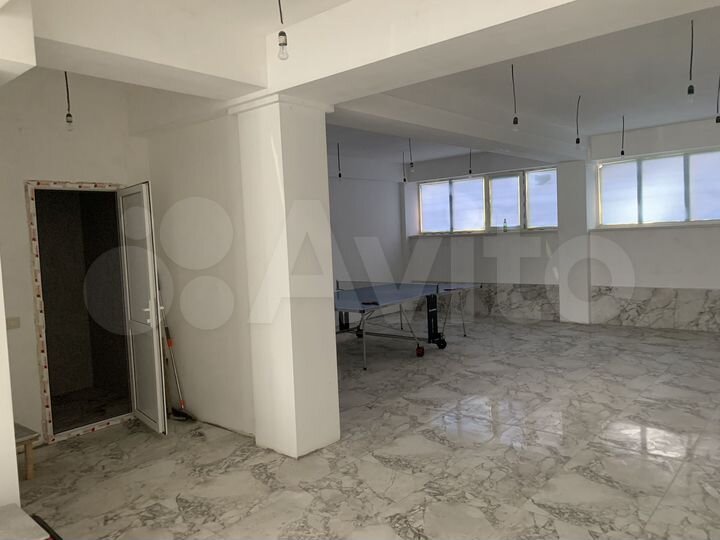 Торговая площадь, 76 м²