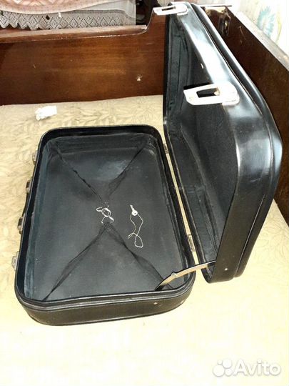 Продаю Ретро Чемодан кожаный СССР