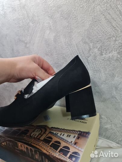 Лоферы туфли новые 39р искусственные