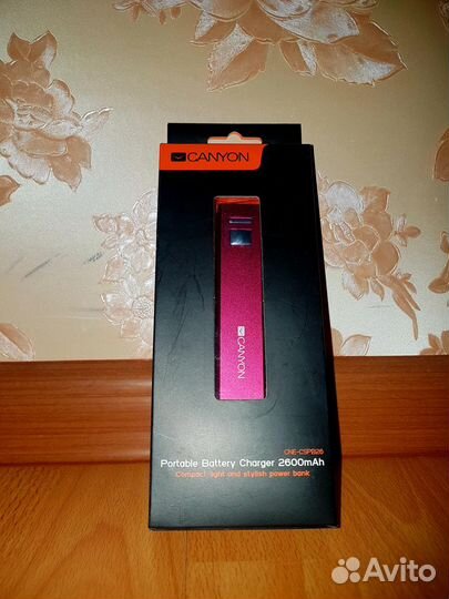 Повербанк Canyon