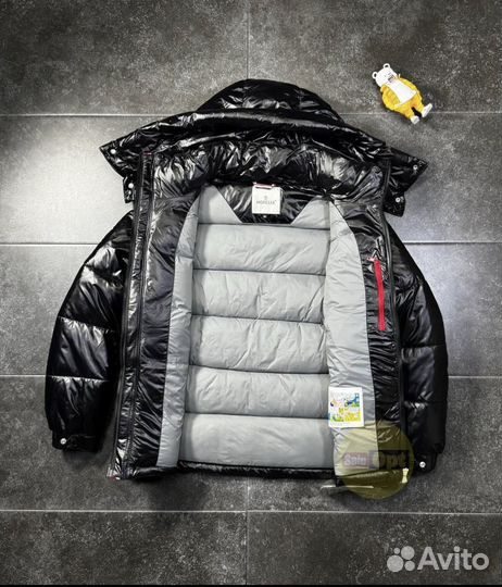 Куртка пуховик монклер