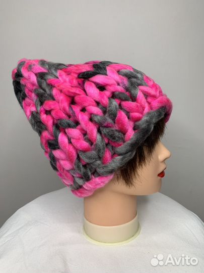 Шапка женская вязаная