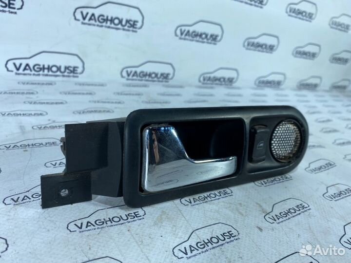 Ручка двери внутренняя задняя левая Volkswagen