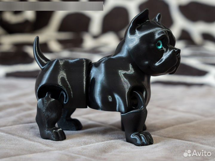 Подвижная игрушка бульдог с 