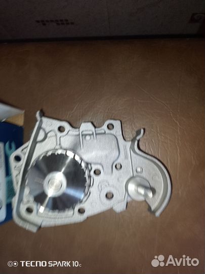 Помпа Рено Логан1