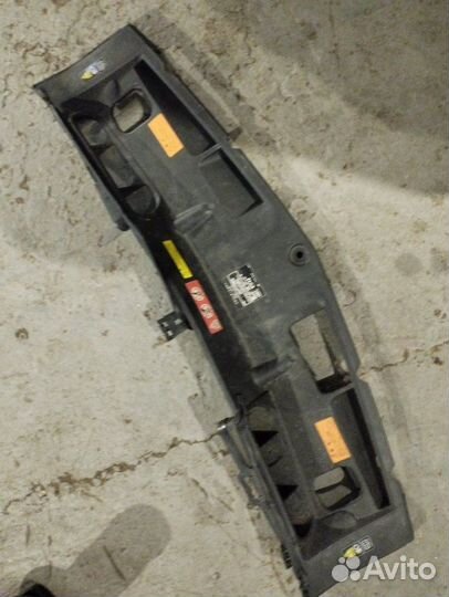 Кожух вентилятора Mercedes Benz C200 W204 271860