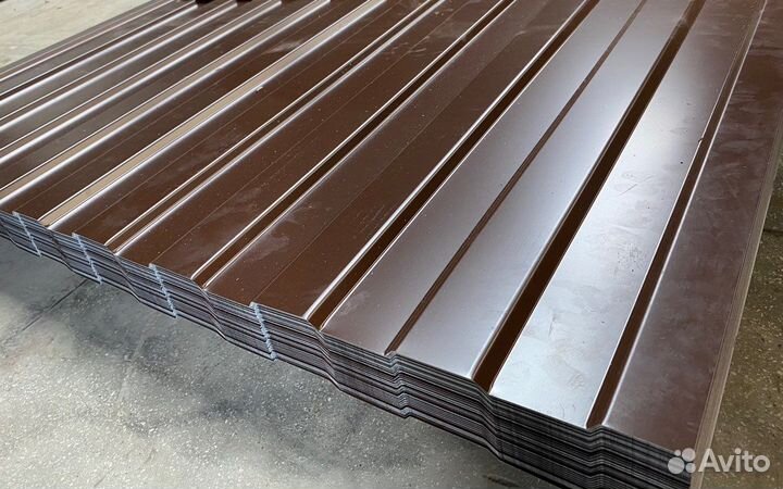 Профнастил коричневый 0,4мм С8 RAL8017, 2х1,2м