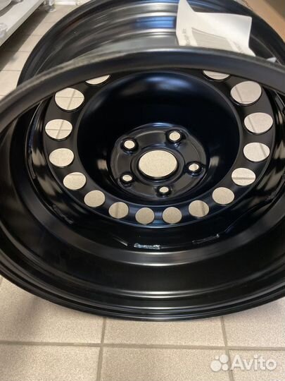 Штампованные диски r16 5x112 5QA60102703C