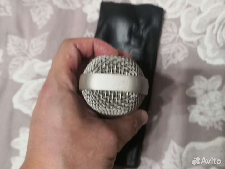 Студийный микрофон AKG C3000B
