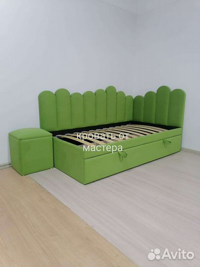 Кровать с дополнительным спальным местом