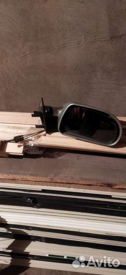 Зеркало боковое правое