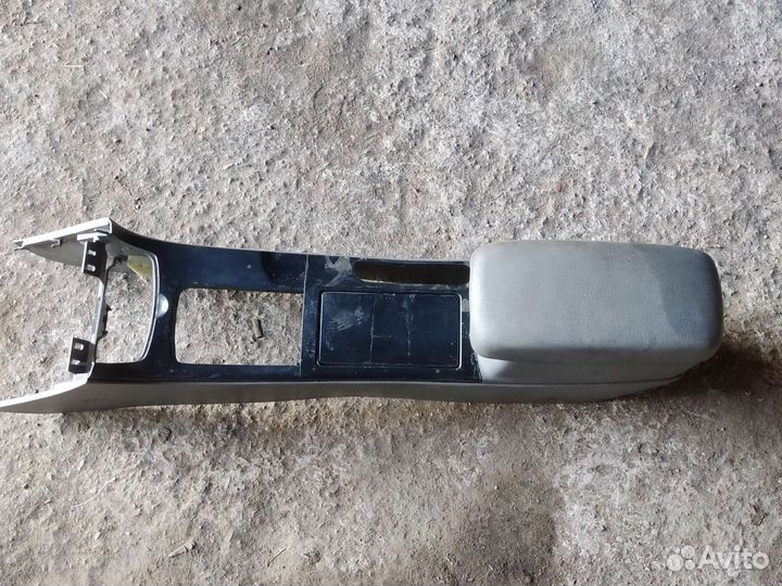 Центральная консоль Mazda 6 GG правый руль