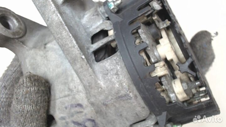 Генератор Toyota Auris E15, 2007