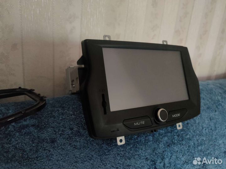 Штатная магнитола LADA vesta