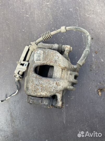 Peugeot 408 суппорта передние