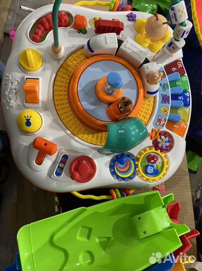 Детский развивающий столик Мир приключений