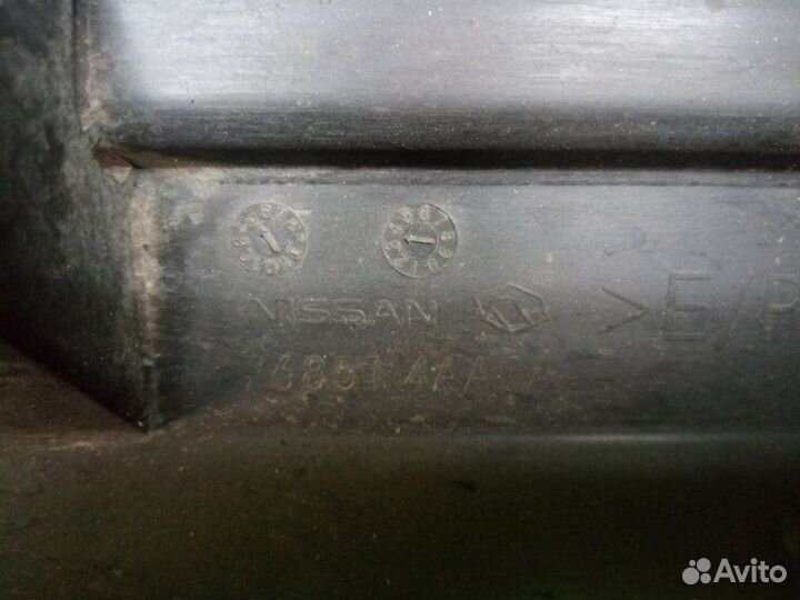 Накладка порога левая Nissan Almera G15 K4M 2012