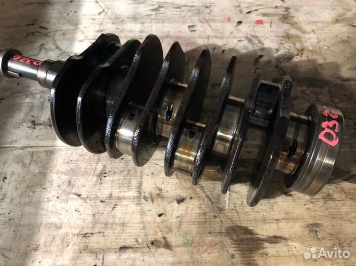 Коленвал EJ207 черный