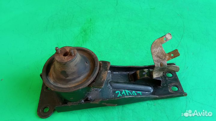 Подушка двигателя левая Mitsubishi Pajero Pinin