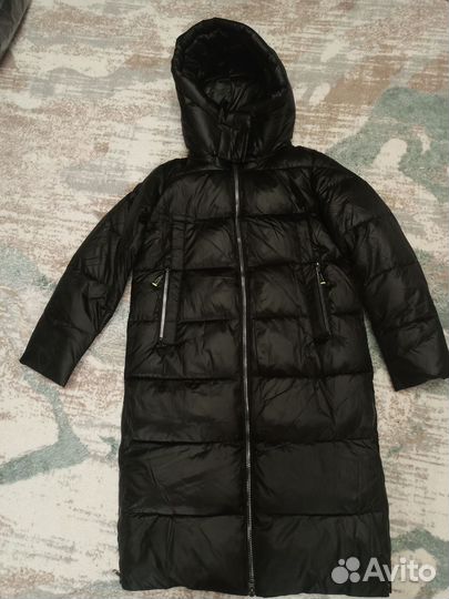 Пуховик зимний длинный женский