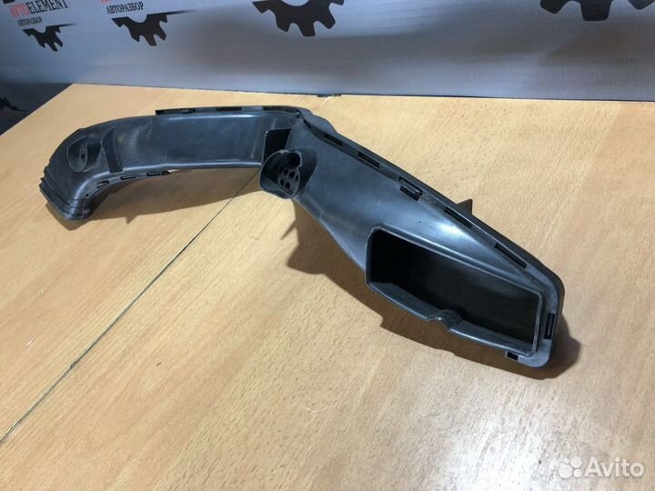 Воздухозаборник Форд Фокус 2